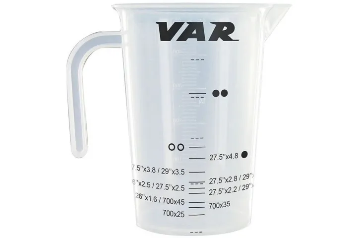BECHER GRADUE POUR PREVENTIF ANTICREVAISON 500mL VAR