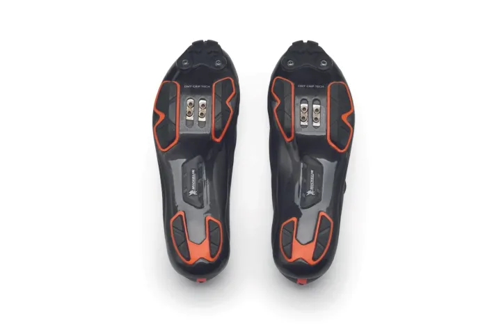 DMT KM0 BLACK/BLACK