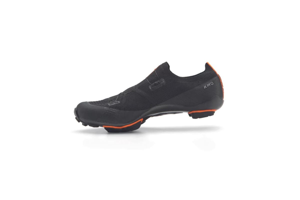 DMT KM0 BLACK/BLACK