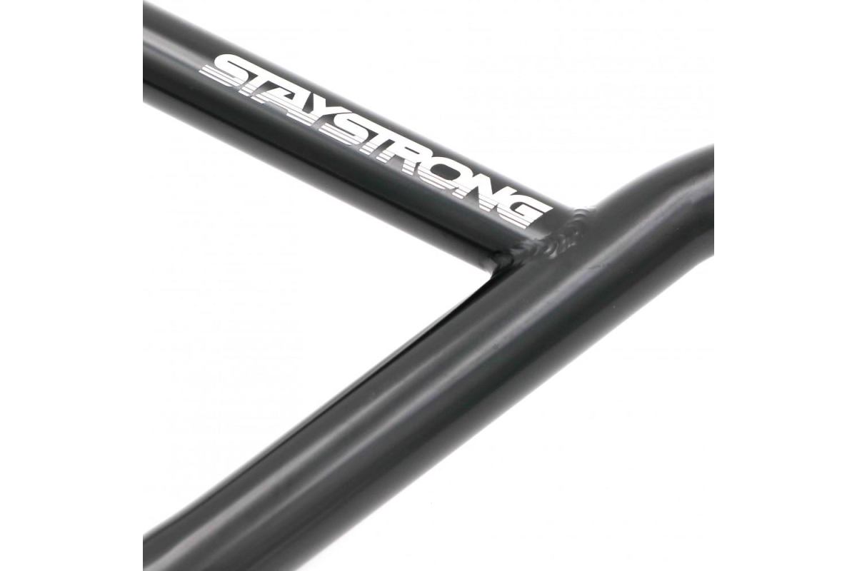 1_guidon-staystrong-v-one-v2-825-black