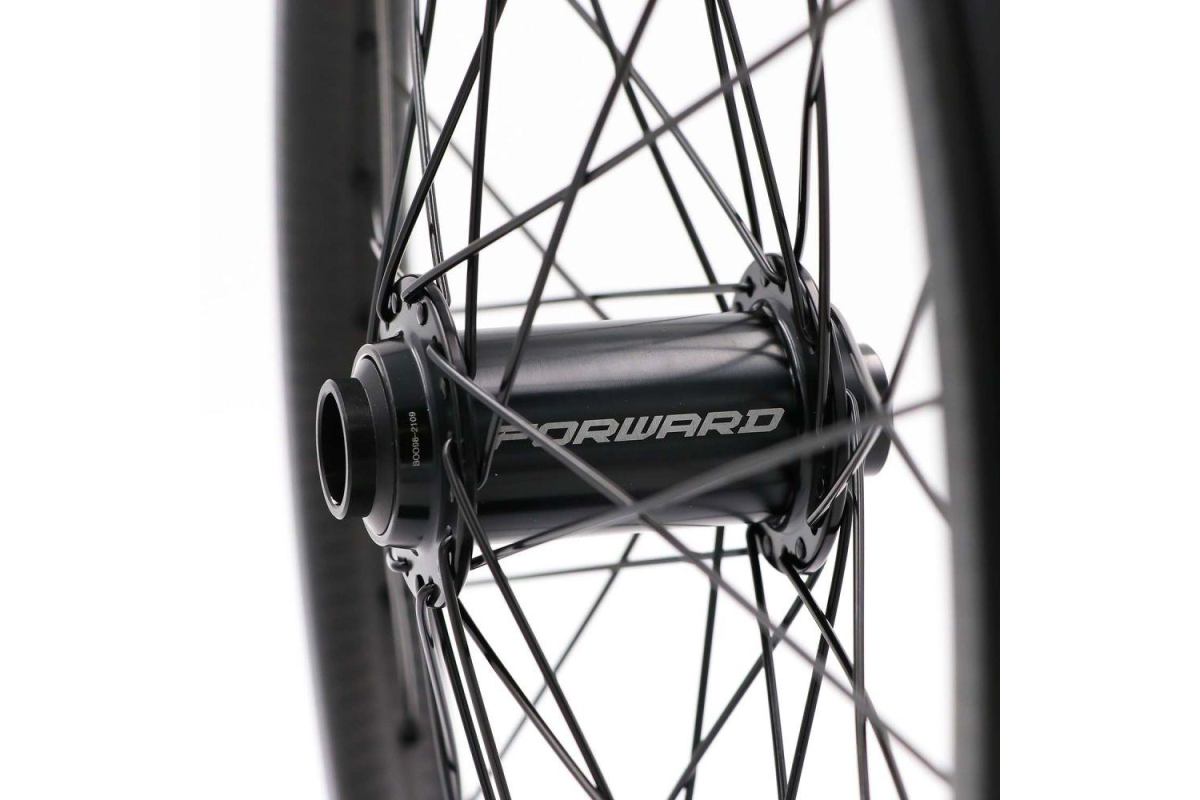 4_paire-de-roues-forward-joyride-v2-carbone-pro-38h-20mm